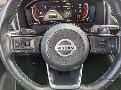 Used 2021 Nissan Rogue Platinum FWD image 12