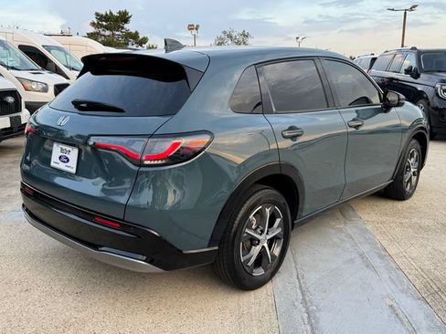 Used 2025 Honda HR-V EX-L image 5