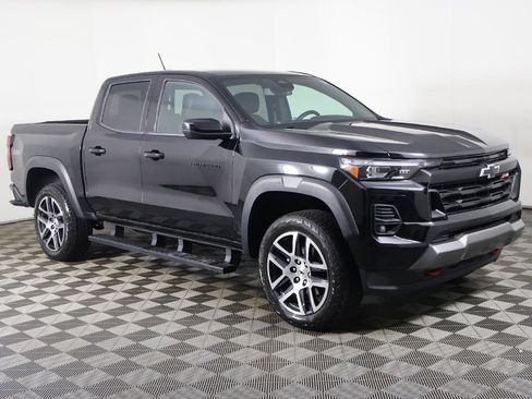 Used 2023 Chevrolet Colorado Z71 w/ Z71 Convenience Package 2 AWD/4WD image 49