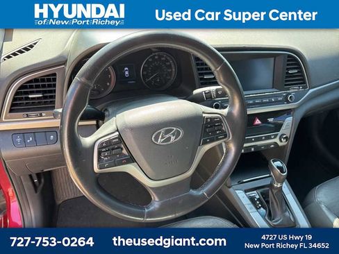 Used 2017 Hyundai Elantra Limited FWD image 11