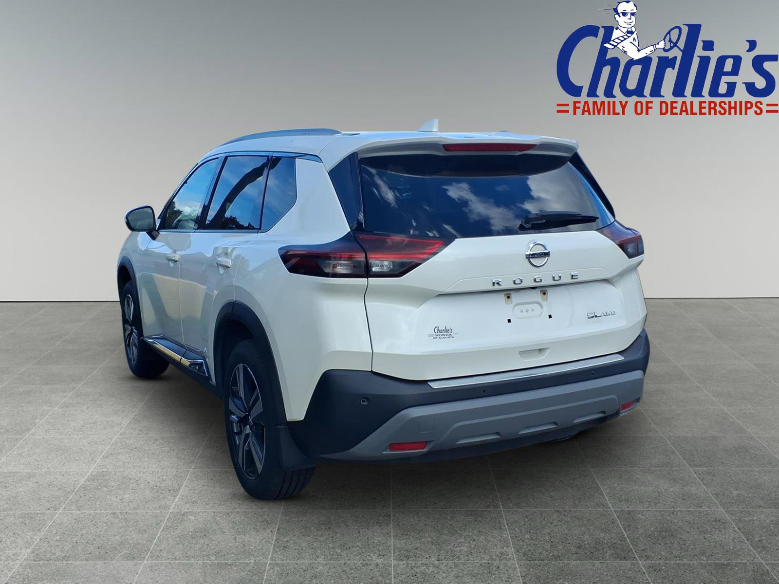 Used 2021 Nissan Rogue SL AWD/4WD image 5