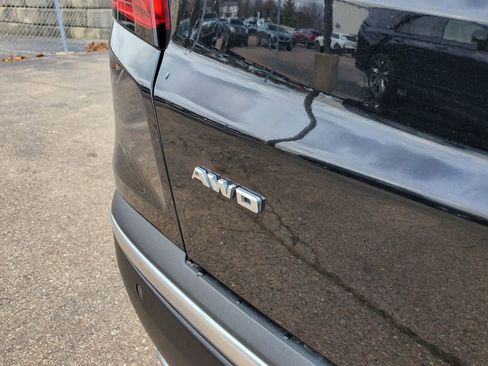 Certified 2022 Cadillac XT5 Premium Luxury image 16