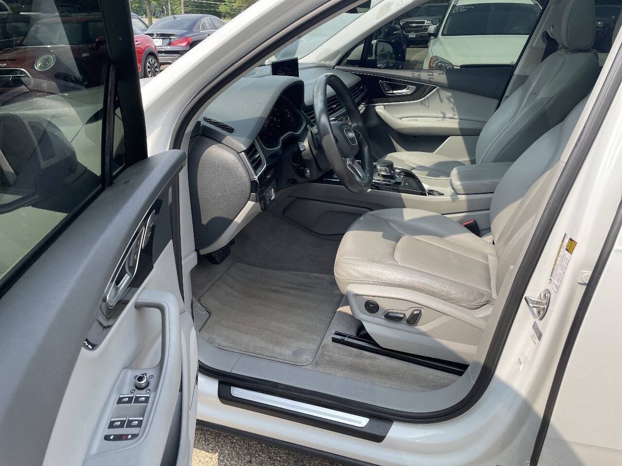 Used 2019 Audi Q7 3.0T Premium Plus AWD/4WD image 19