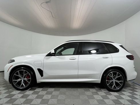New 2026 BMW X5 xDrive50e w/ M Sport Package image 4