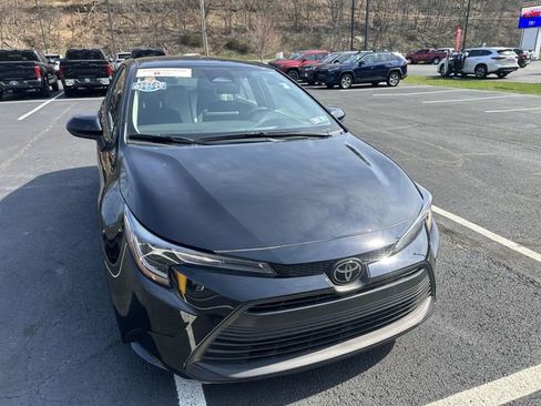 Certified 2024 Toyota Corolla LE image 10