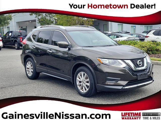 Used 2017 Nissan Rogue SV FWD image 1