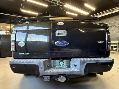 Used 2010 Ford F450 Harley-Davidson AWD/4WD image 19