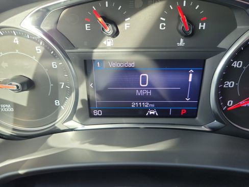 Used 2023 GMC Terrain SLE w/ Driver Convenience Package FWD image 29