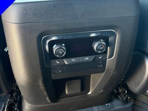 New 2026 Chevrolet Suburban Premier w/ Sun And Tow Package AWD/4WD image 26