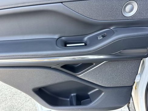 New 2027 Lincoln Navigator Reserve w/ Jet Appearance Package AWD/4WD image 20