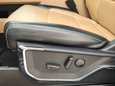 Used 2024 Ford F350 Lariat AWD/4WD image 28