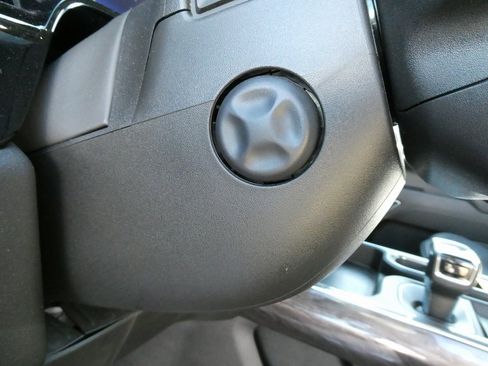 Certified 2023 Chevrolet Silverado 1500 LTZ image 26