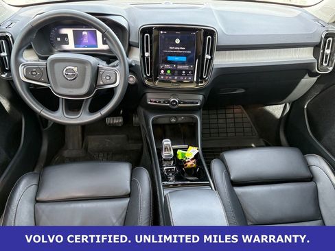 Certified 2023 Volvo XC40 B5 Ultimate w/ Protection Package Premier image 13