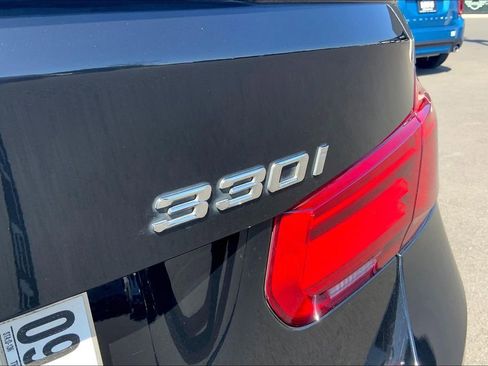 Used 2017 BMW 330i Sedan image 8