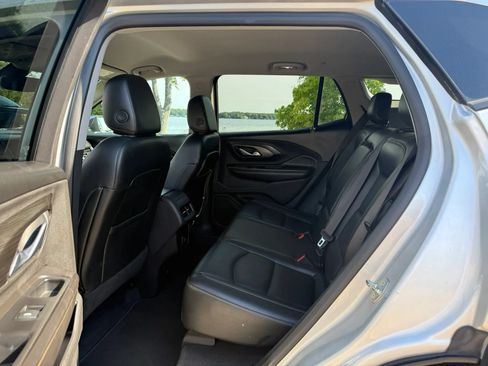 Used 2019 GMC Terrain SLT AWD/4WD image 12
