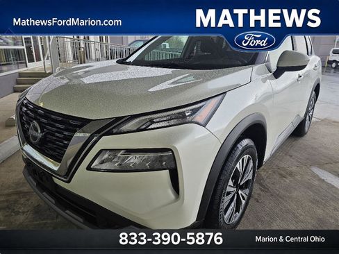 Used 2023 Nissan Rogue SV FWD image 1