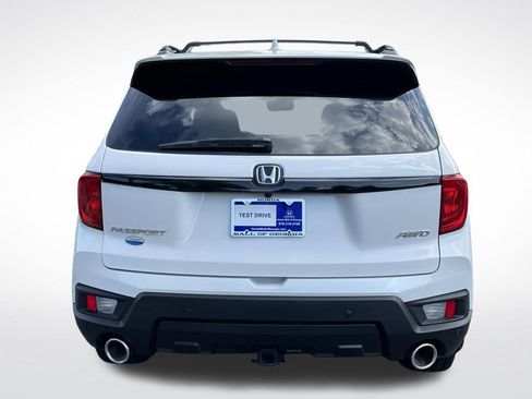 Used 2025 Honda Passport EX-L image 5
