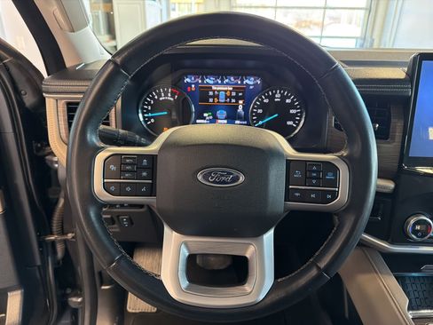 Used 2024 Ford Expedition Max Limited image 21