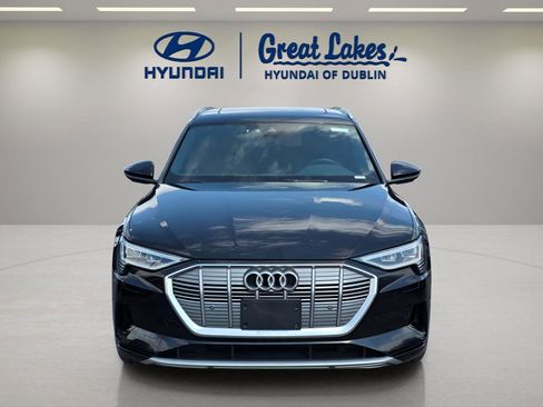 Used 2022 Audi e-tron Premium Plus AWD/4WD image 8