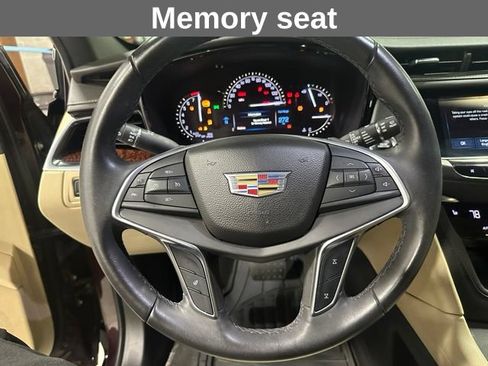 Used 2017 Cadillac XT5 Luxury AWD/4WD image 20