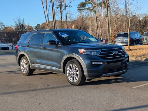 Certified 2023 Ford Explorer XLT w/ Equipment Group 202A image 2