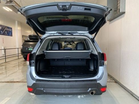 Used 2023 Subaru Forester Limited image 7