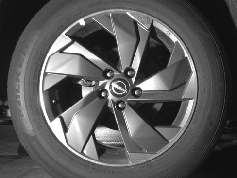 Used 2025 Nissan Rogue SV FWD image 15