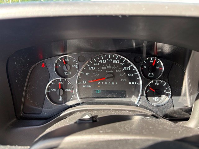 Used 2025 Chevrolet Express 2500 w/ Driver Convenience Package RWD image 35
