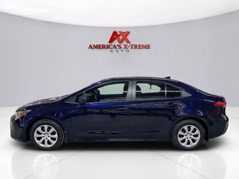 Used 2023 Toyota Corolla LE w/ Carpet Mat Package (TMS) FWD image 4