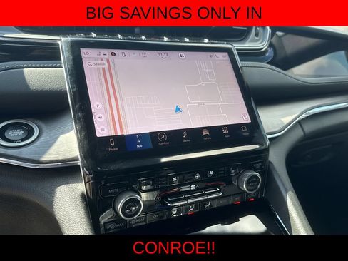 Used 2024 Jeep Grand Cherokee Overland w/ Advanced Protech Group III AWD/4WD image 20
