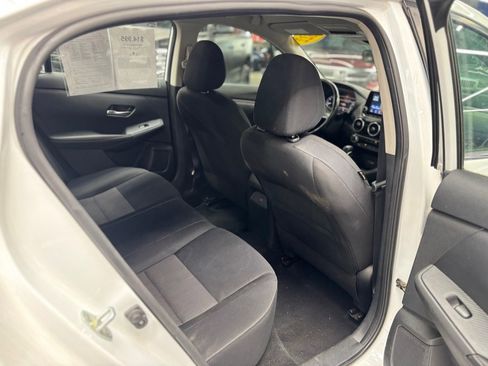 Used 2022 Nissan Sentra SV FWD image 17
