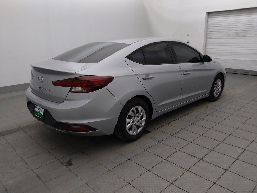 Used 2020 Hyundai Elantra SE w/ Cargo Package (C1) FWD image 10