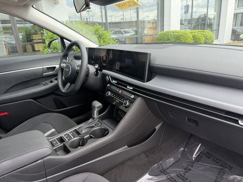 New 2026 Hyundai Sonata SE FWD image 19