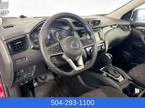 Used 2021 Nissan Rogue Sport SV FWD image 11