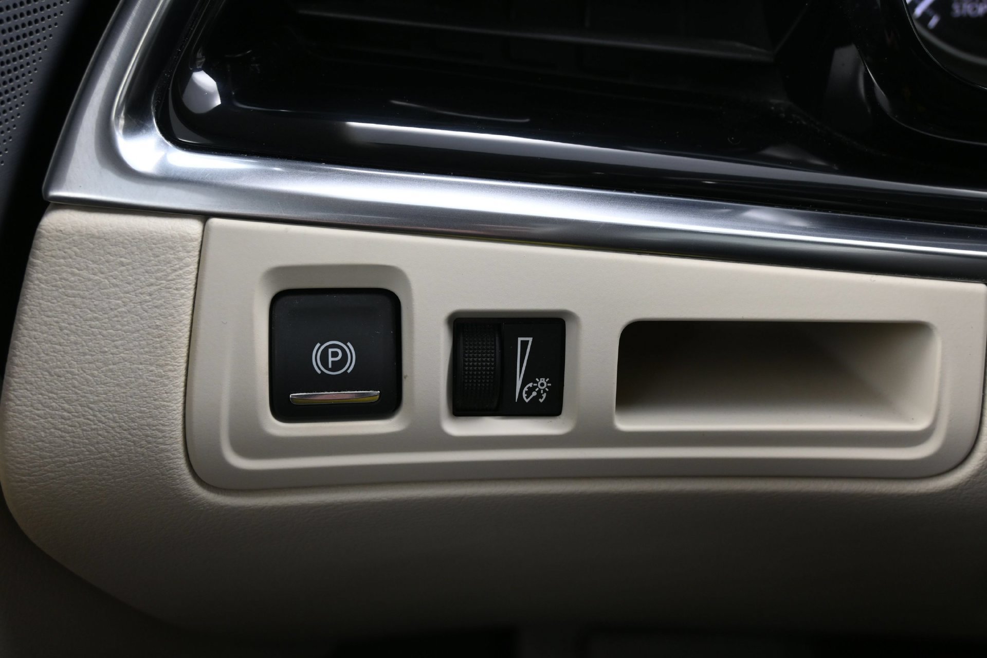 Used 2022 Cadillac XT6 Premium Luxury FWD image 44