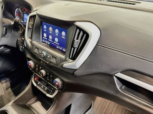 Used 2022 GMC Terrain SLE w/ Driver Convenience Package AWD/4WD image 30