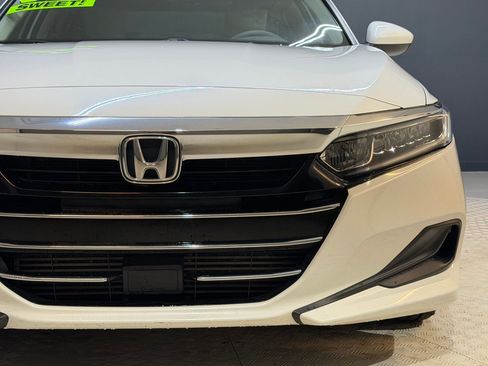 Used 2021 Honda Accord LX image 11