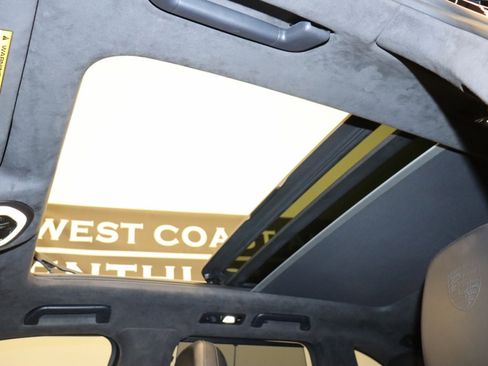 Used 2012 Porsche Cayenne Turbo image 16