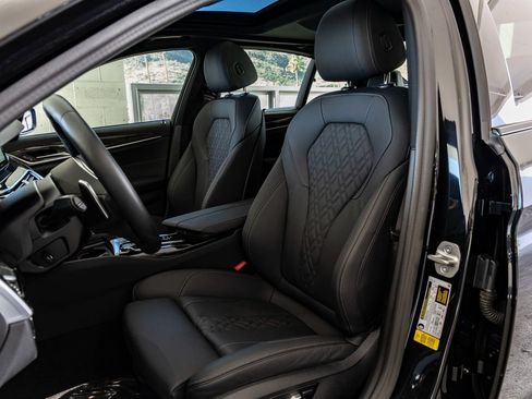 Certified 2023 BMW 540i w/ M Sport Package image 21