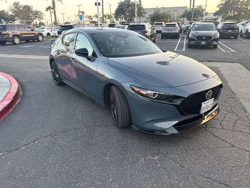 Used 2021 MAZDA MAZDA3 Hatchback w/Premium Plus Pkg AWD/4WD image 35
