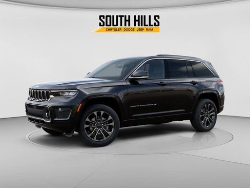 New 2025 Jeep Grand Cherokee Overland AWD/4WD image 2
