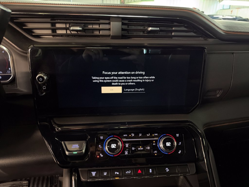 Used 2024 GMC Sierra 3500 AT4 w/ AT4 Premium Plus Package AWD/4WD image 19