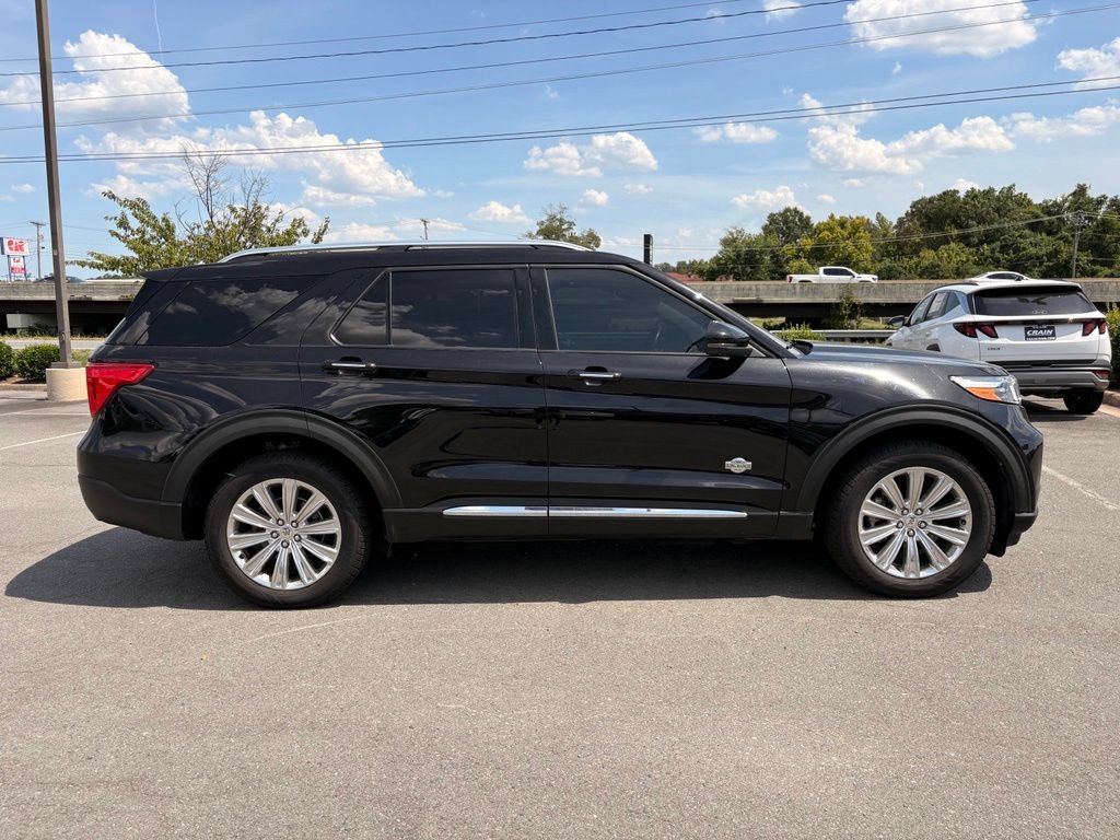 Used 2021 Ford Explorer King Ranch w/ Premium Technology Package AWD/4WD image 9