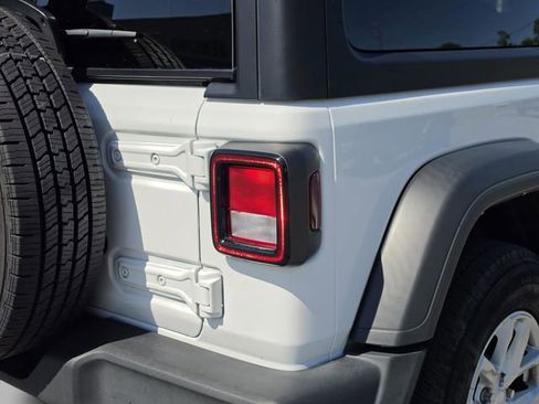 Certified 2023 Jeep Wrangler Sport AWD/4WD image 37