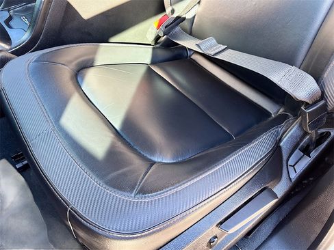 Used 2022 GMC Canyon AT4 image 18