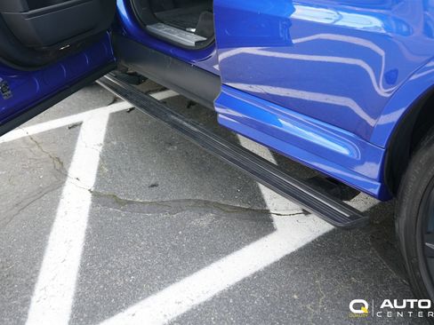 Used 2019 Land Rover Range Rover Sport SVR image 14