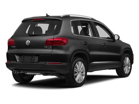 Used 2013 Volkswagen Tiguan SE AWD/4WD image 2