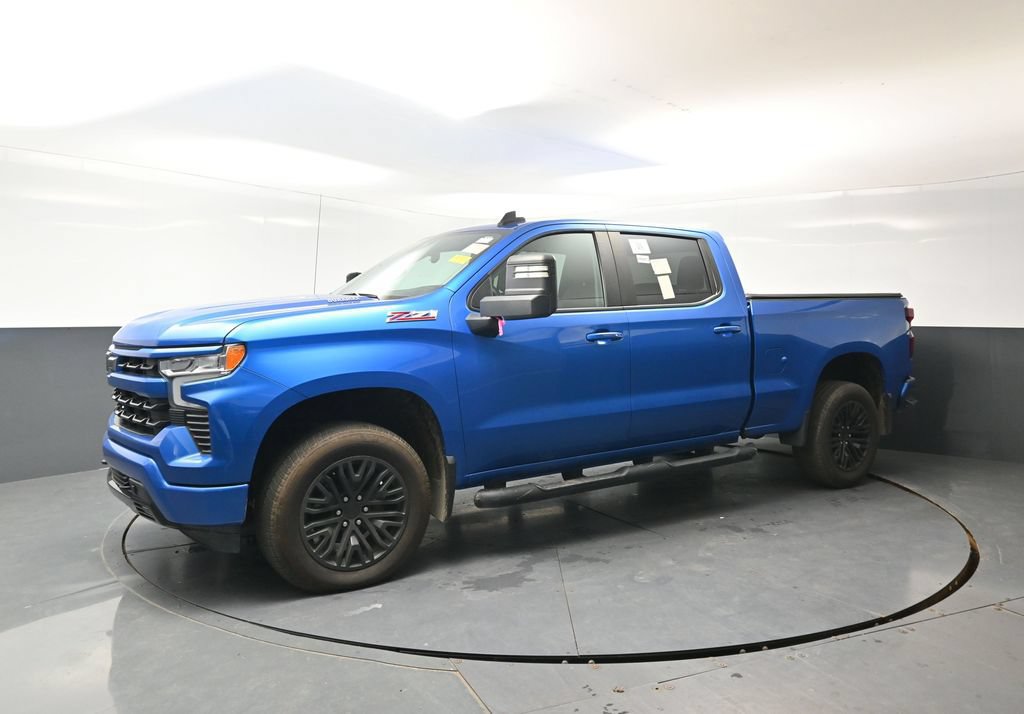 Used 2024 Chevrolet Silverado 1500 RST AWD/4WD image 5