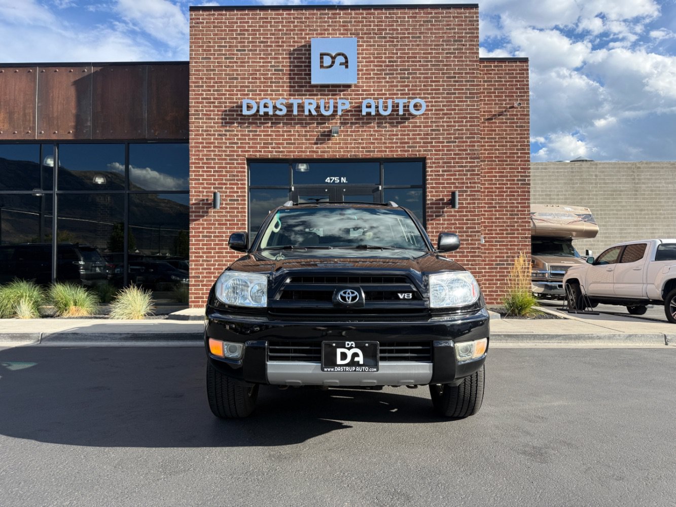 Used 2004 Toyota 4Runner Limited AWD/4WD image 2