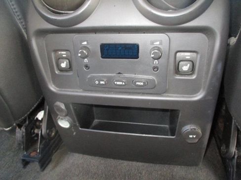 Used 2006 HUMMER H2 Base 4dr SUV 4WD image 26